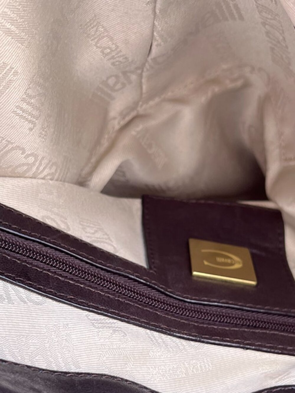 MINT CONDITION AUTHENTIC JUST CAVALLI GOLD BROCADE STUDS HOBO SHOULDER BAG - Picture 5 of 14